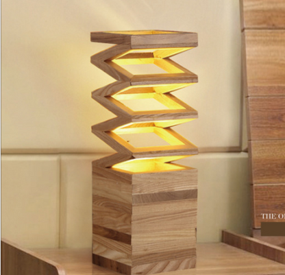 Creative solid wood table lamp