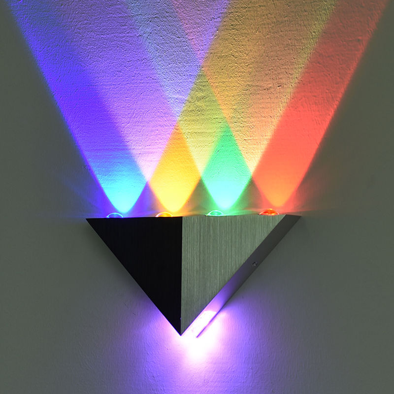 Aluminum TV light triangle wall light