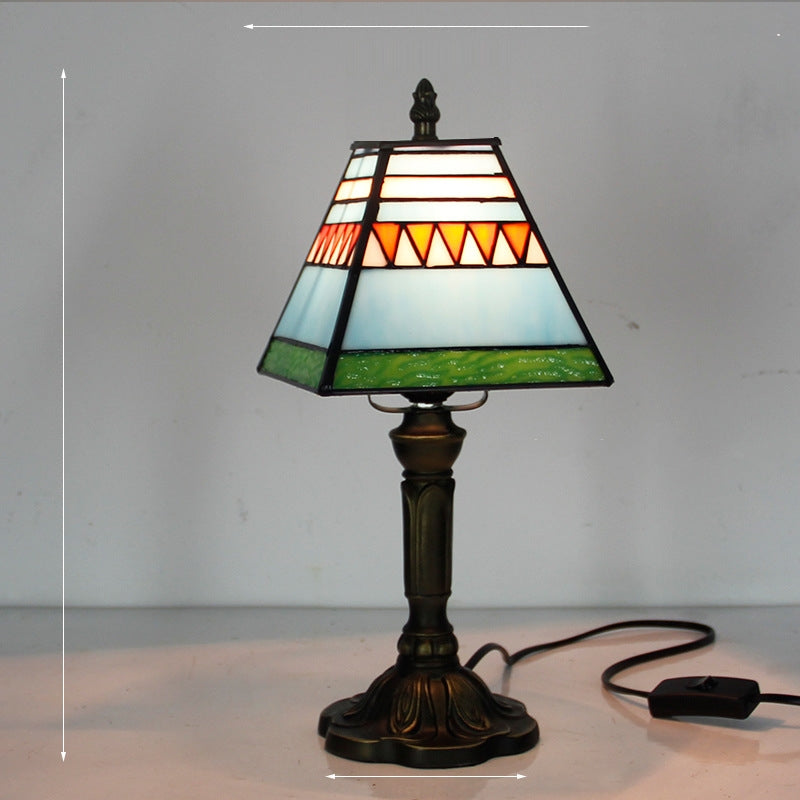 European style retro fashion creative table lamp