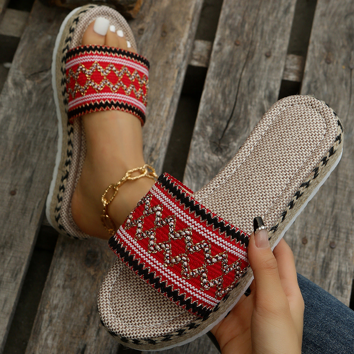 Ethnic Style Slippers Women Summer Sandals Thick Bottomed Fish Mouth Hemp Rope Candy Colored Slippers Beach Shoes