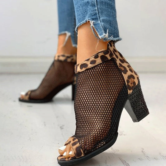 Large size thick heel mesh zipper sandals women