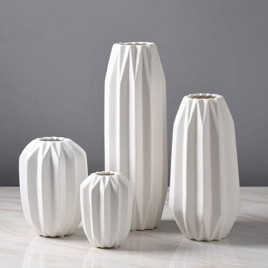 White Ceramic Vase Decoration Fashion
