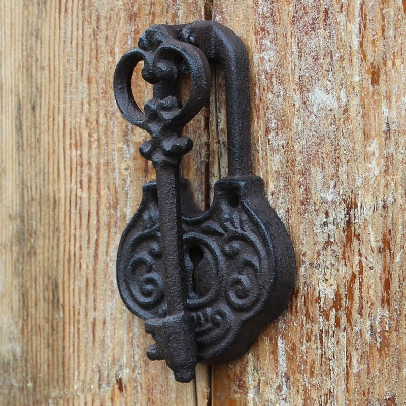 European Style Cast Iron Crafts Retro Knock Iron Door Handle | Decor Gifts and More