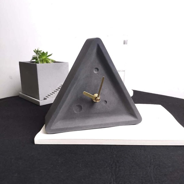 Concrete table clock | Decor Gifts and More